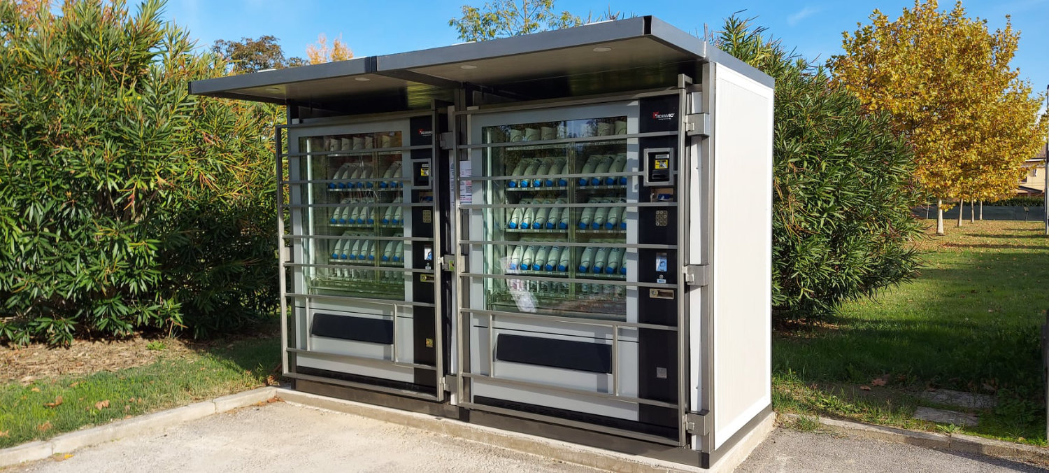 Distributori automatici per centri sportivi esterni